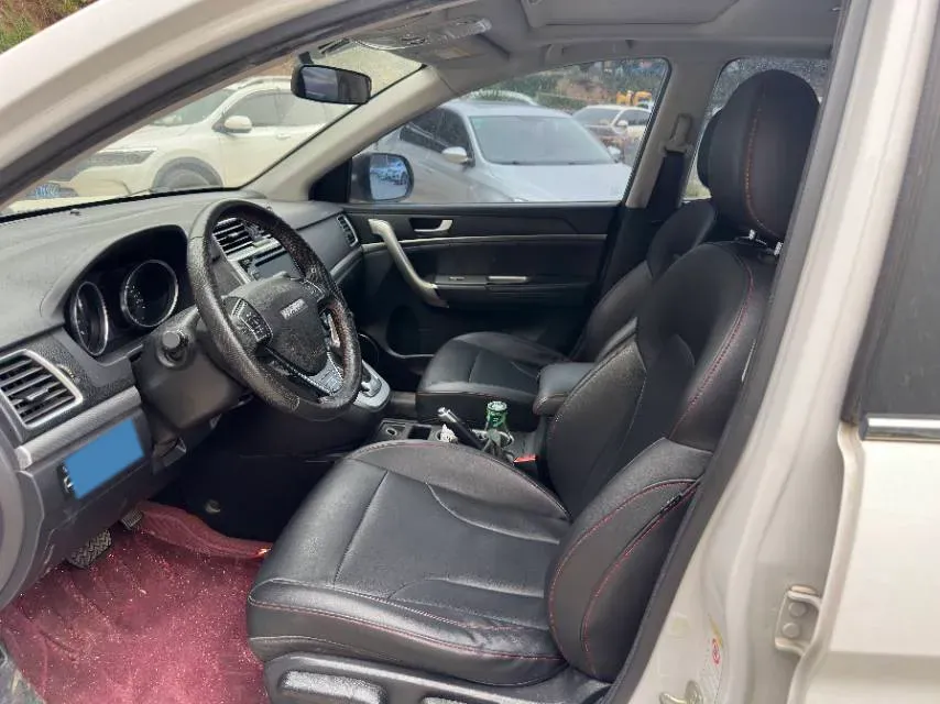 2017 Haval M6 1.5T 150HP L4 6AT,autocango,china used car exporter,china ev exporter,chinese used car exporter,chinese used ev exporter