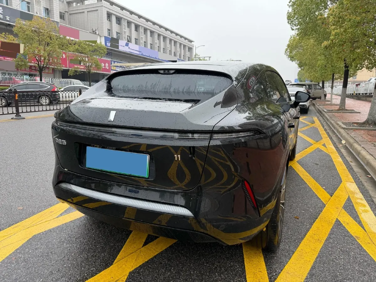 2025 Avatr 11 BEV,autocango,china used car exporter,china ev exporter,chinese used car exporter,chinese used ev exporter