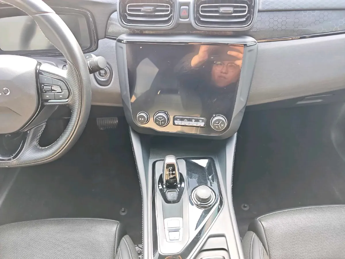 2022 LYNK&CO 03 1.5T 180HP L3 7DCT,autocango,china used car exporter,china ev exporter,chinese used car exporter,chinese used ev exporter