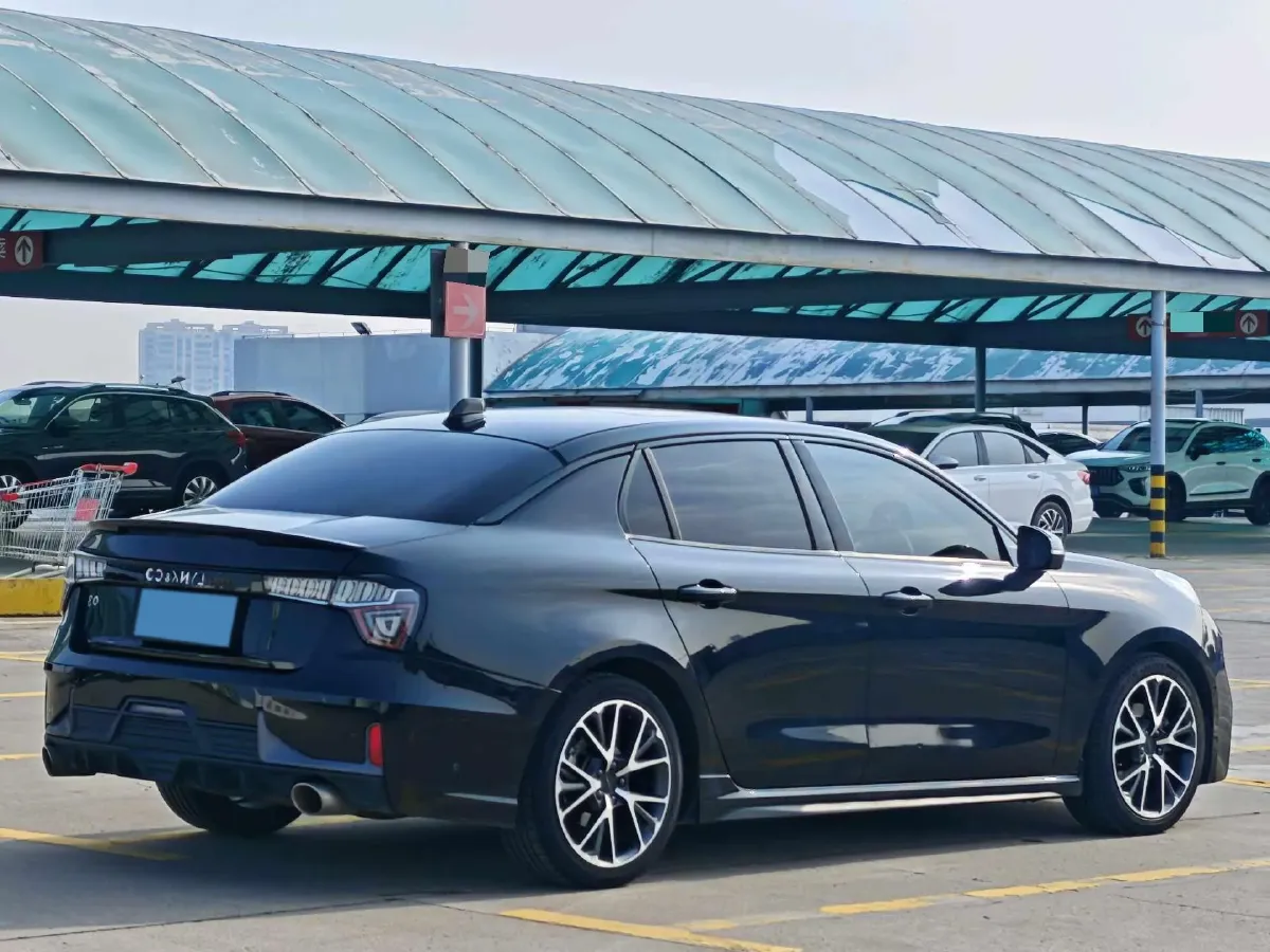 2022 LYNK&CO 03 1.5T 180HP L3 7DCT,autocango,china used car exporter,china ev exporter,chinese used car exporter,chinese used ev exporter