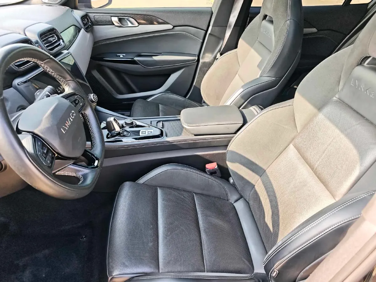 2022 LYNK&CO 03 1.5T 180HP L3 7DCT,autocango,china used car exporter,china ev exporter,chinese used car exporter,chinese used ev exporter