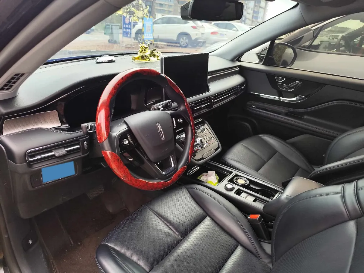 2022 Lincoln Corsair 2.0T 245HP L4 8AT,autocango,china used car exporter,china ev exporter,chinese used car exporter,chinese used ev exporter