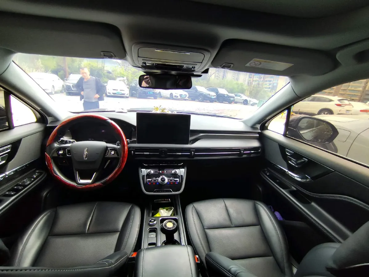 2022 Lincoln Corsair 2.0T 245HP L4 8AT,autocango,china used car exporter,china ev exporter,chinese used car exporter,chinese used ev exporter