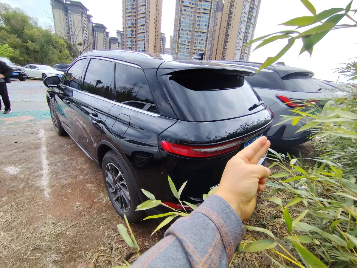 2022 Lincoln Corsair 2.0T 245HP L4 8AT,autocango,china used car exporter,china ev exporter,chinese used car exporter,chinese used ev exporter