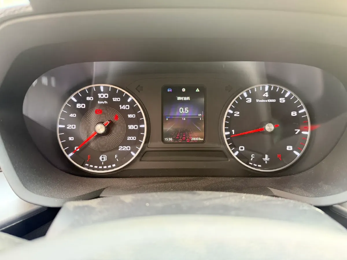 2021 MG 5 1.5L 120HP L4 5MT,autocango,china used car exporter,china ev exporter,chinese used car exporter,chinese used ev exporter