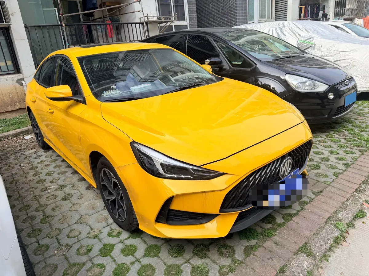 2021 MG 5 1.5L 120HP L4 5MT,autocango,china used car exporter,china ev exporter,chinese used car exporter,chinese used ev exporter