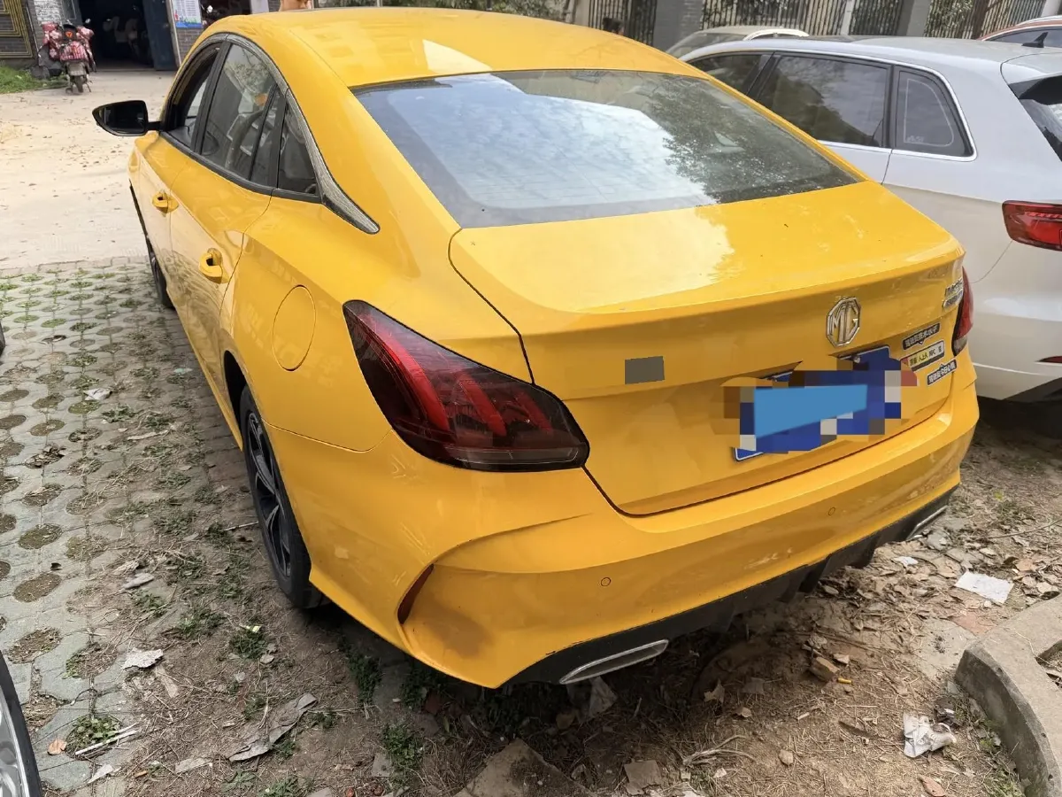2021 MG 5 1.5L 120HP L4 5MT,autocango,china used car exporter,china ev exporter,chinese used car exporter,chinese used ev exporter