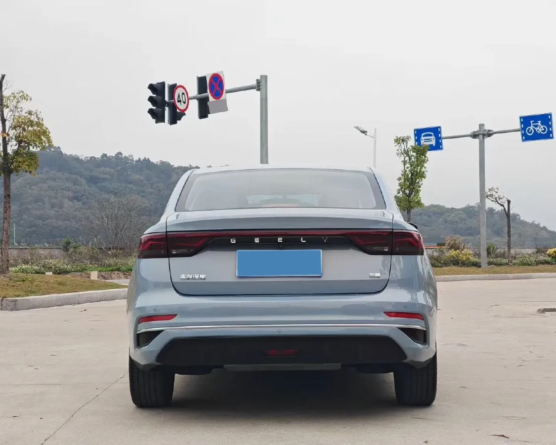 2023 Geely Emgrand 1.5L 127HP L4 CVT,autocango,china used car exporter,china ev exporter,chinese used car exporter,chinese used ev exporter