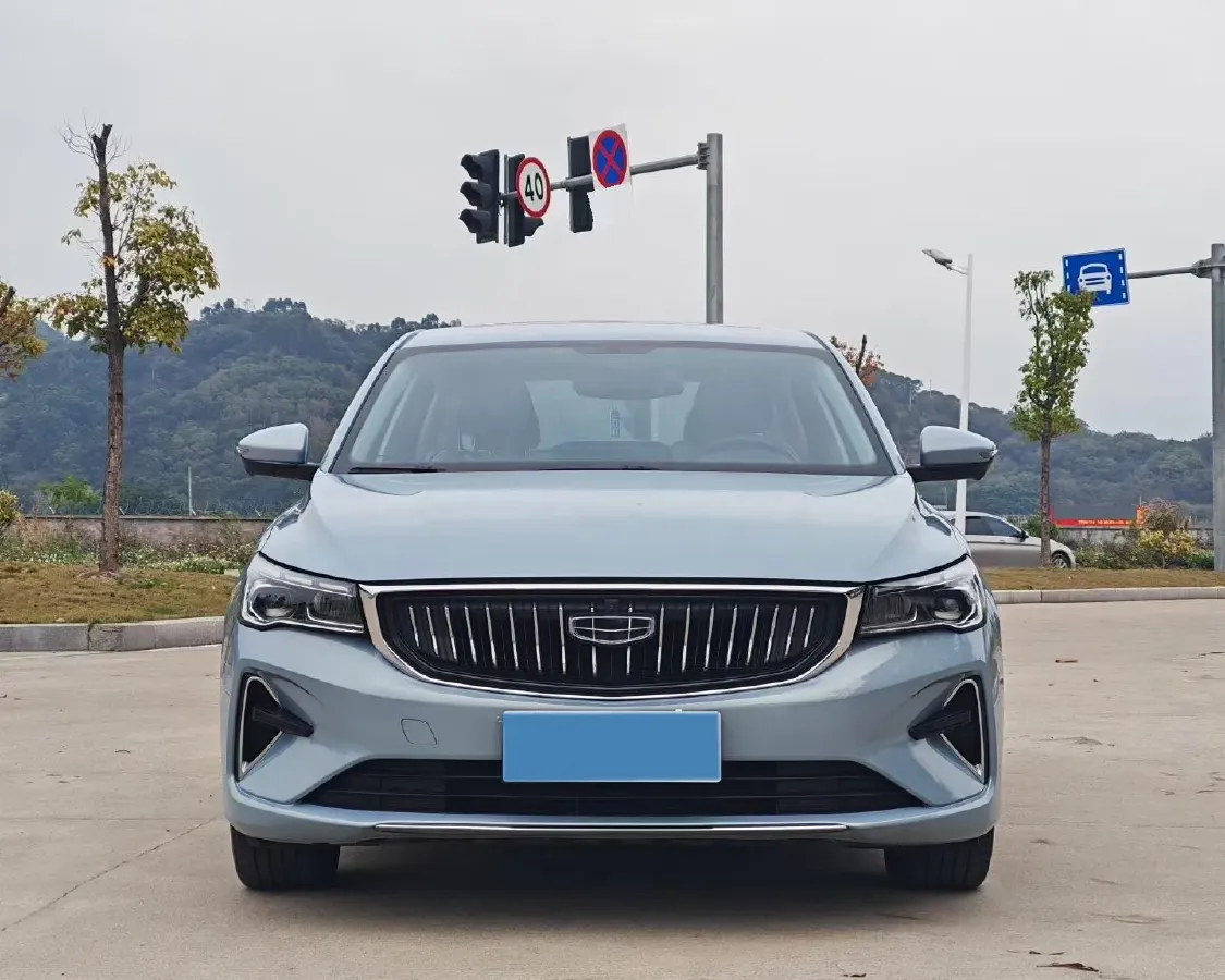 2023 Geely Emgrand 1.5L 127HP L4 CVT,autocango,china used car exporter,china ev exporter,chinese used car exporter,chinese used ev exporter