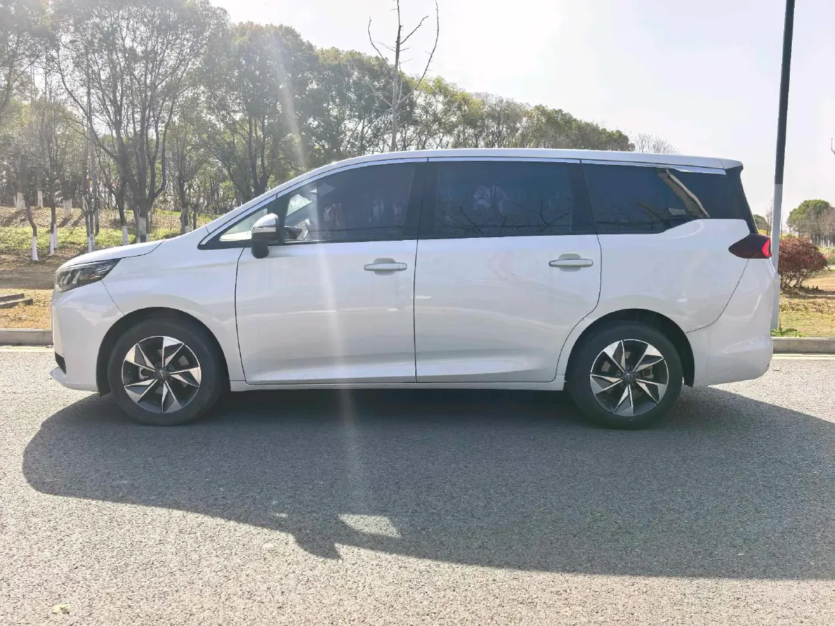 2023 GAC Trumpchi M6 1.5T 177HP L4 7DCT,autocango,china used car exporter,china ev exporter,chinese used car exporter,chinese used ev exporter