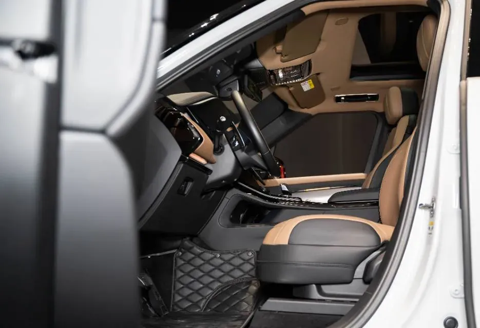 2023 Land Rover Range Rover Sport 3.0T 400HP L6 8AT,autocango,china used car exporter,china ev exporter,chinese used car exporter,chinese used ev exporter