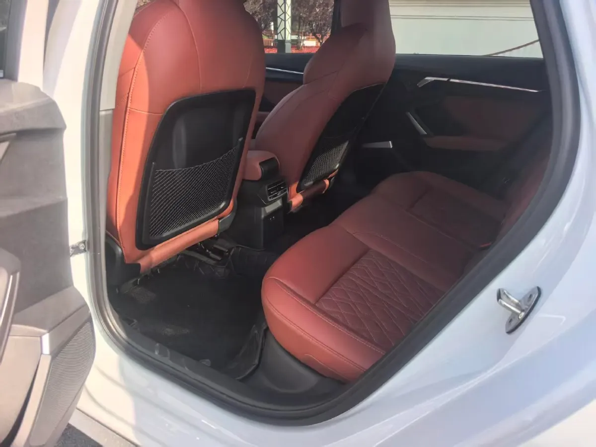 2025 Audi A3 1.5T 160HP L4 7DCT,autocango,china used car exporter,china ev exporter,chinese used car exporter,chinese used ev exporter