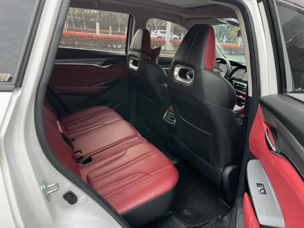 2021 ChangAn CS75 Plus 1.5T 178HP L4 6AT,autocango,china used car exporter,china ev exporter,chinese used car exporter,chinese used ev exporter