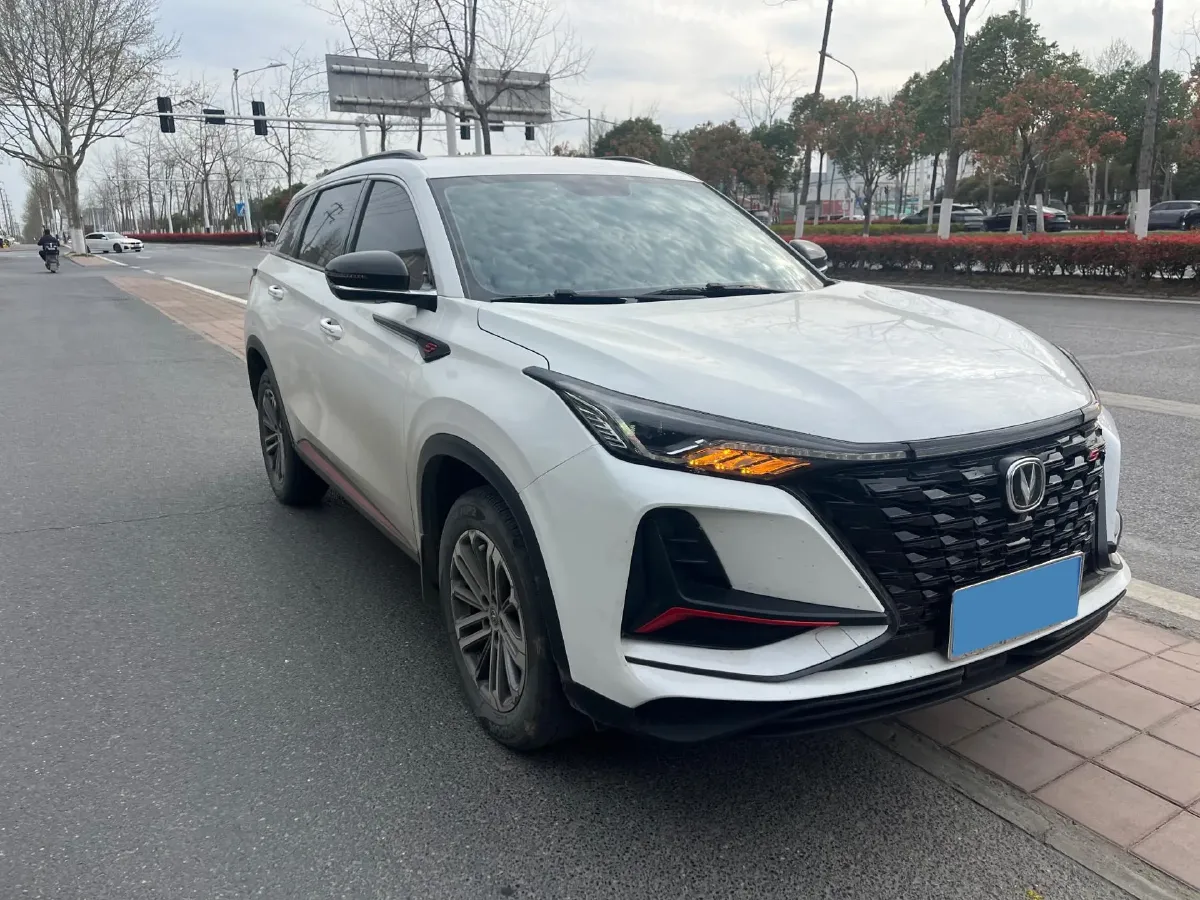 2021 ChangAn CS75 Plus 1.5T 178HP L4 6AT,autocango,china used car exporter,china ev exporter,chinese used car exporter,chinese used ev exporter