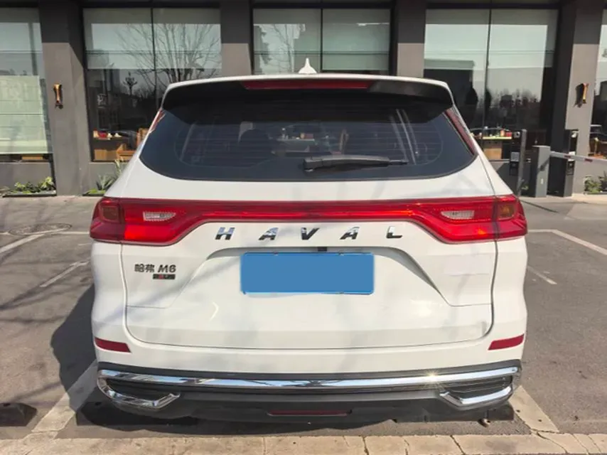 2021 Haval M6 1.5T 150HP L4 7DCT,autocango,china used car exporter,china ev exporter,chinese used car exporter,chinese used ev exporter