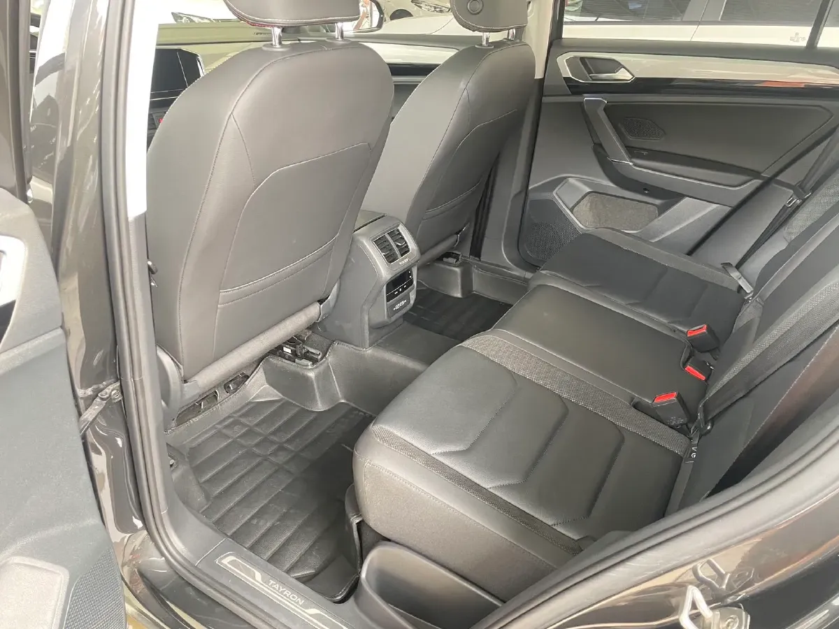 2020 Volkswagen Tayron 2.0T 186HP L4 7DCT,autocango,china used car exporter,china ev exporter,chinese used car exporter,chinese used ev exporter