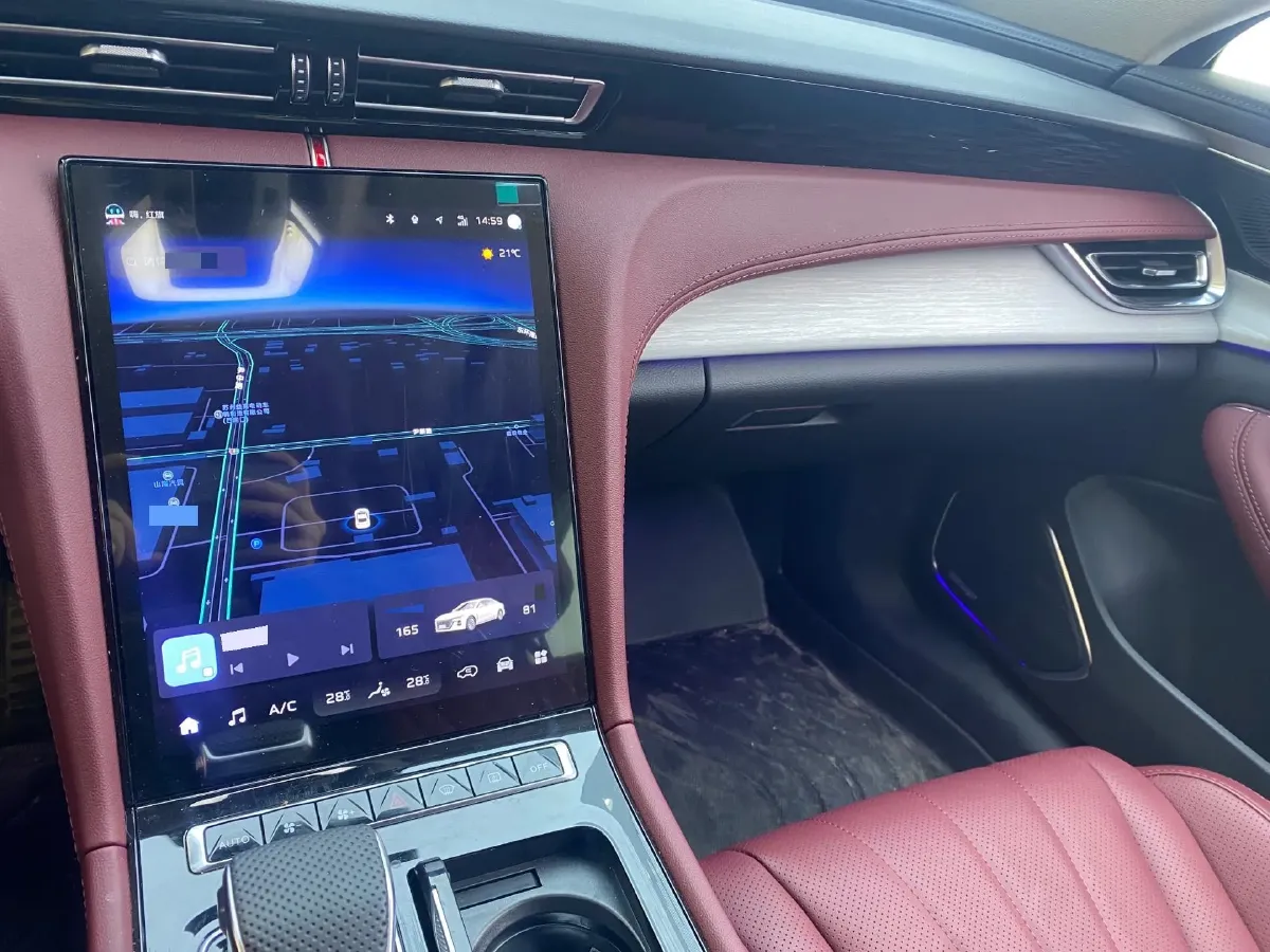 2025 HongQi H5 1.5T 169HP L4 1DHT Hybrid,autocango,china used car exporter,china ev exporter,chinese used car exporter,chinese used ev exporter