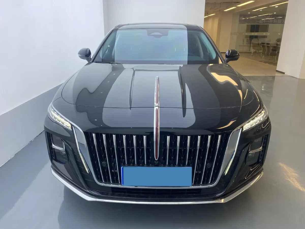2025 HongQi H5 1.5T 169HP L4 1DHT Hybrid,autocango,china used car exporter,china ev exporter,chinese used car exporter,chinese used ev exporter