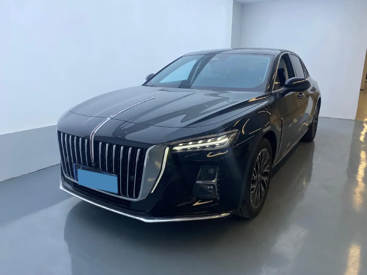 2025 HongQi H5 1.5T 169HP L4 1DHT Hybrid,autocango,china used car exporter,china ev exporter,chinese used car exporter,chinese used ev exporter