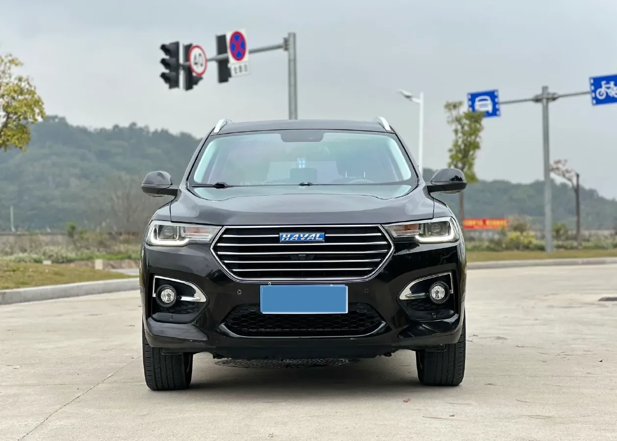 2018 Haval H6 1.5T 169HP L4 7DCT,autocango,china used car exporter,china ev exporter,chinese used car exporter,chinese used ev exporter