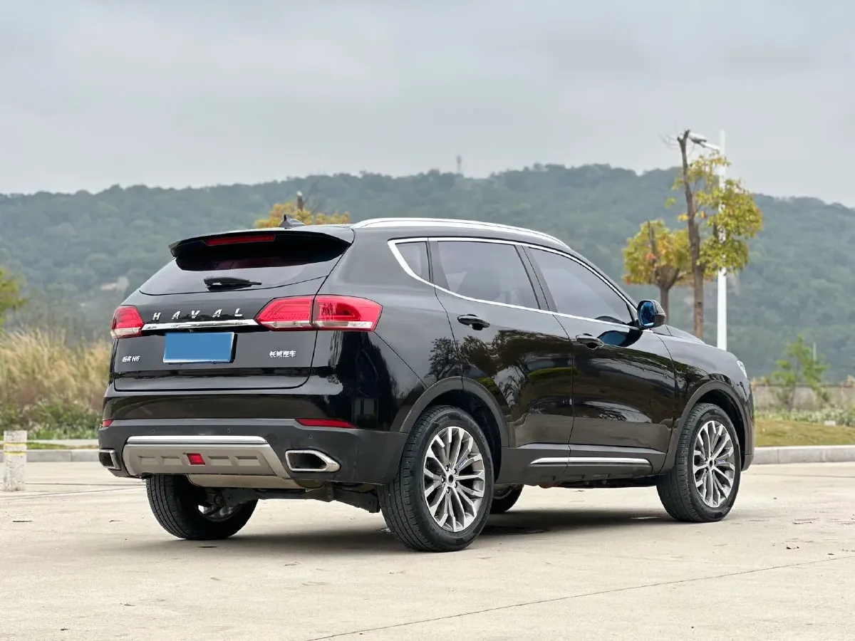 2018 Haval H6 1.5T 169HP L4 7DCT,autocango,china used car exporter,china ev exporter,chinese used car exporter,chinese used ev exporter