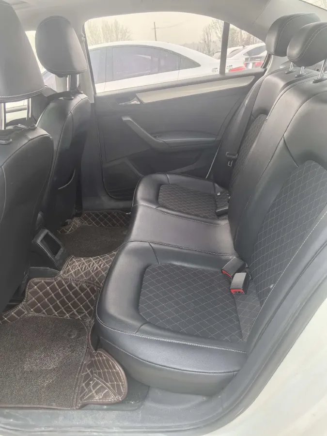 2019 SWM G01 1.5T 156HP L4 6AT,autocango,china used car exporter,china ev exporter,chinese used car exporter,chinese used ev exporter