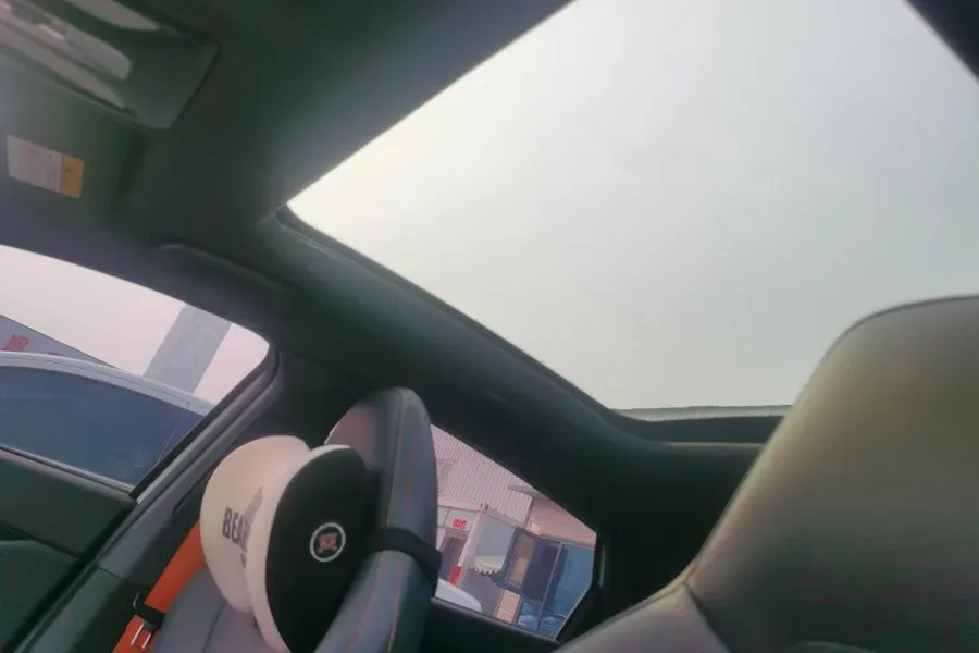 2022 ChangAn UNI-V 1.5T 188HP L4 7DCT,autocango,china used car exporter,china ev exporter,chinese used car exporter,chinese used ev exporter