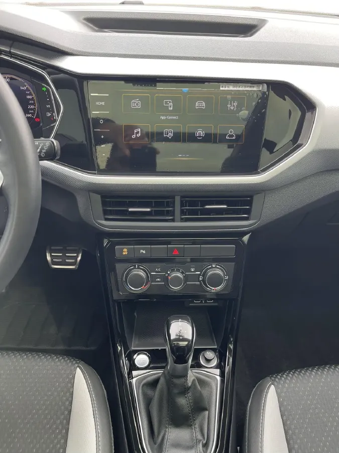 2021 Volkswagen Tacqua 1.4T 150HP L4 7DCT,autocango,china used car exporter,china ev exporter,chinese used car exporter,chinese used ev exporter