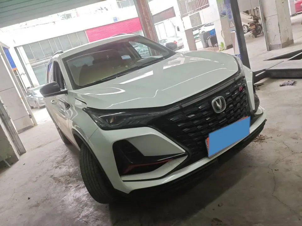 2022 ChangAn CS75 Plus 2.0T 233HP L4 8AT,autocango,china used car exporter,china ev exporter,chinese used car exporter,chinese used ev exporter