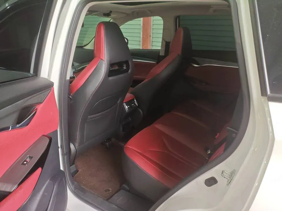 2022 ChangAn CS75 Plus 2.0T 233HP L4 8AT,autocango,china used car exporter,china ev exporter,chinese used car exporter,chinese used ev exporter