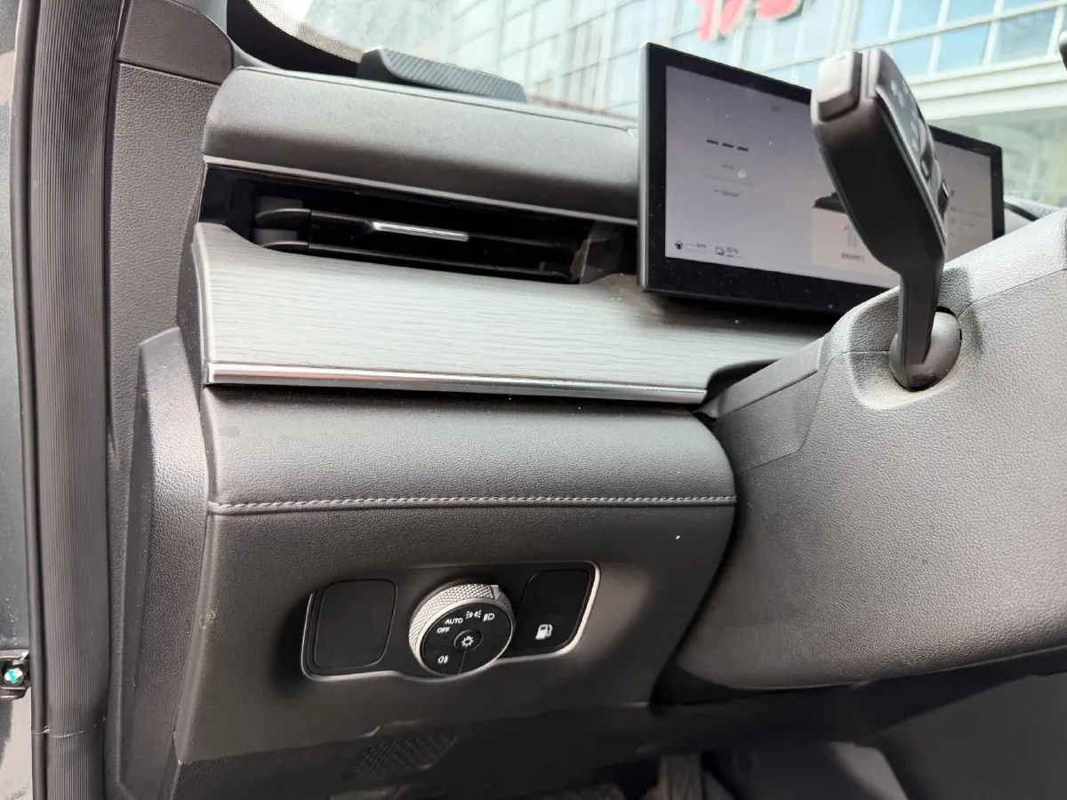 2025 Fulwin FulwinT8 1.5T 156HP L4 1DHT PHEV 18.67KWH,autocango,china used car exporter,china ev exporter,chinese used car exporter,chinese used ev exporter