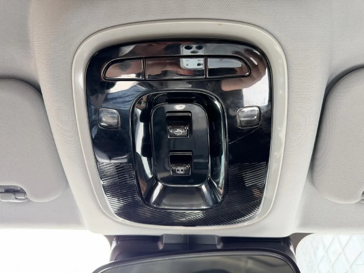 2025 Fulwin FulwinT8 1.5T 156HP L4 1DHT PHEV 18.67KWH,autocango,china used car exporter,china ev exporter,chinese used car exporter,chinese used ev exporter