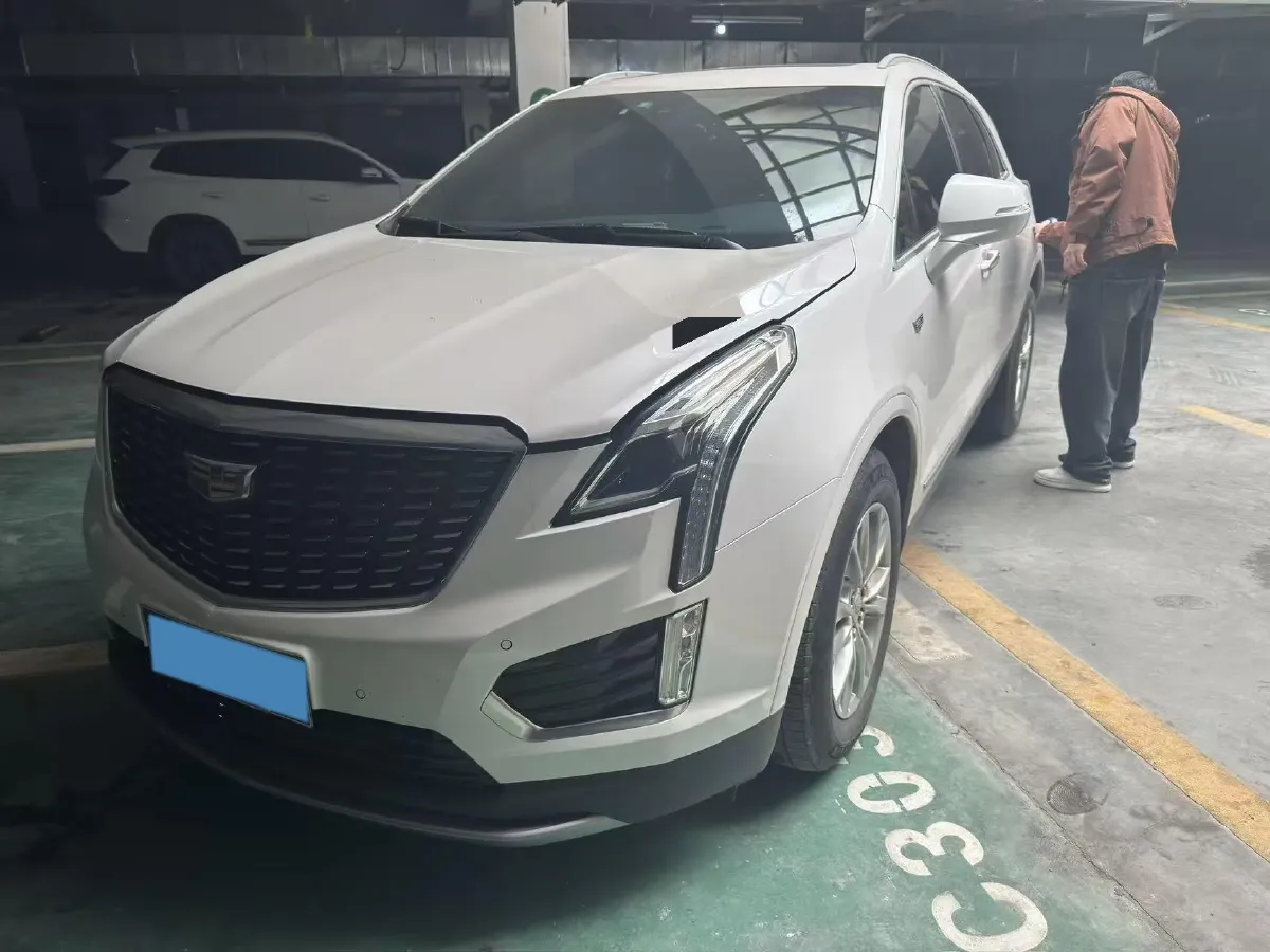2022 Cadillac XT5 2.0T 237HP L4 9AT,autocango,china used car exporter,china ev exporter,chinese used car exporter,chinese used ev exporter