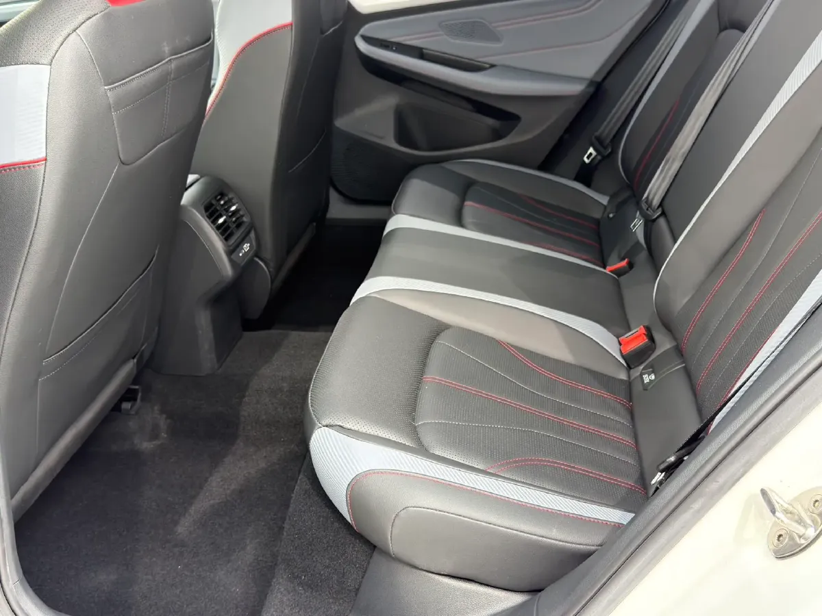 2023 Volkswagen Lamando 1.4T 150HP L4 7DCT,autocango,china used car exporter,china ev exporter,chinese used car exporter,chinese used ev exporter