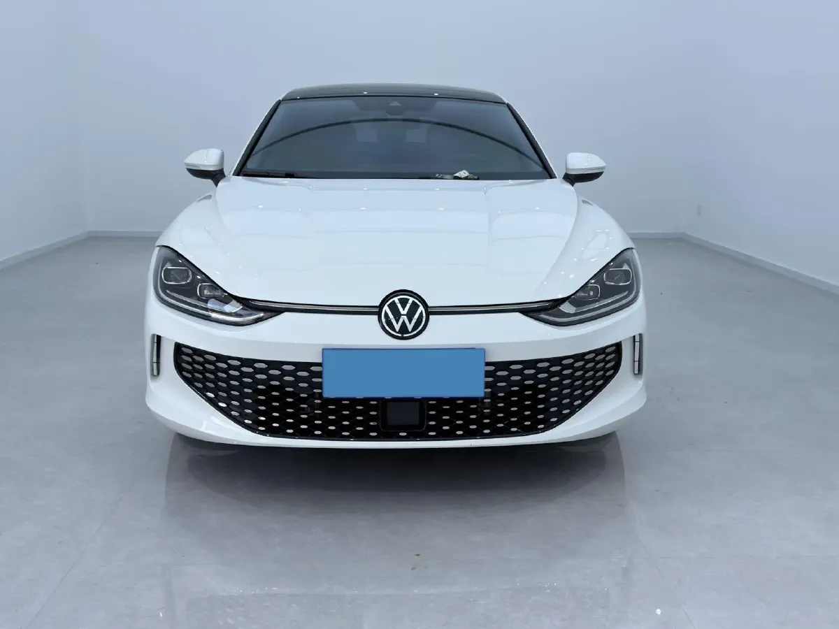 2023 Volkswagen Lamando 1.4T 150HP L4 7DCT,autocango,china used car exporter,china ev exporter,chinese used car exporter,chinese used ev exporter