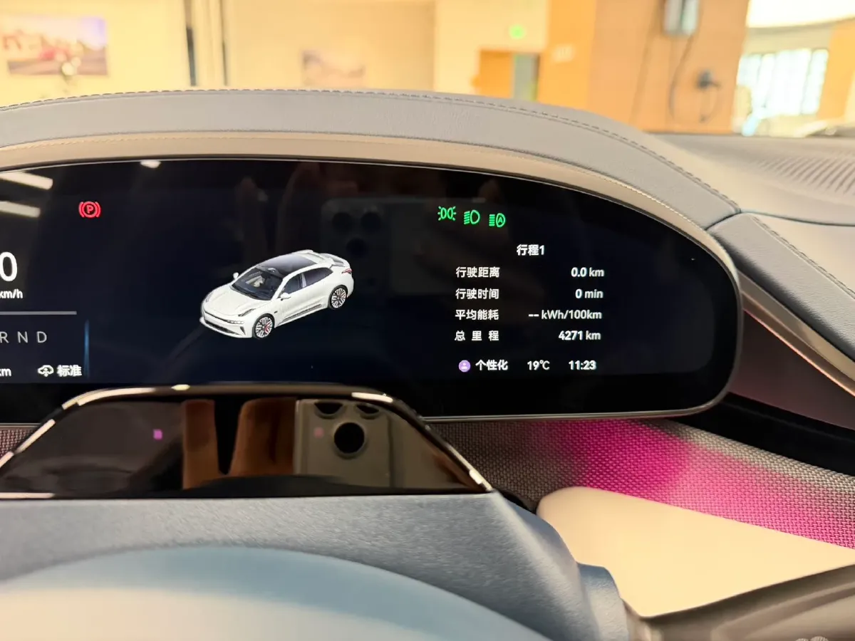 2025 Zeekr 001 BEV 100KWH,autocango,china used car exporter,china ev exporter,chinese used car exporter,chinese used ev exporter