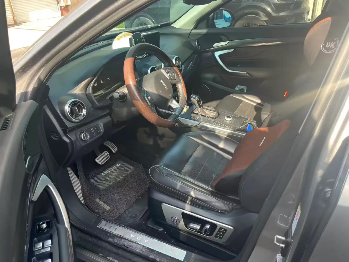 2017 WEY VV7 2.0T 234HP L4 7DCT,autocango,china used car exporter,china ev exporter,chinese used car exporter,chinese used ev exporter