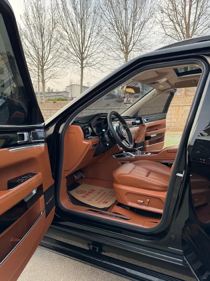 2017 Zotye T700 1.8T 177HP L4 6DCT,autocango,china used car exporter,china ev exporter,chinese used car exporter,chinese used ev exporter