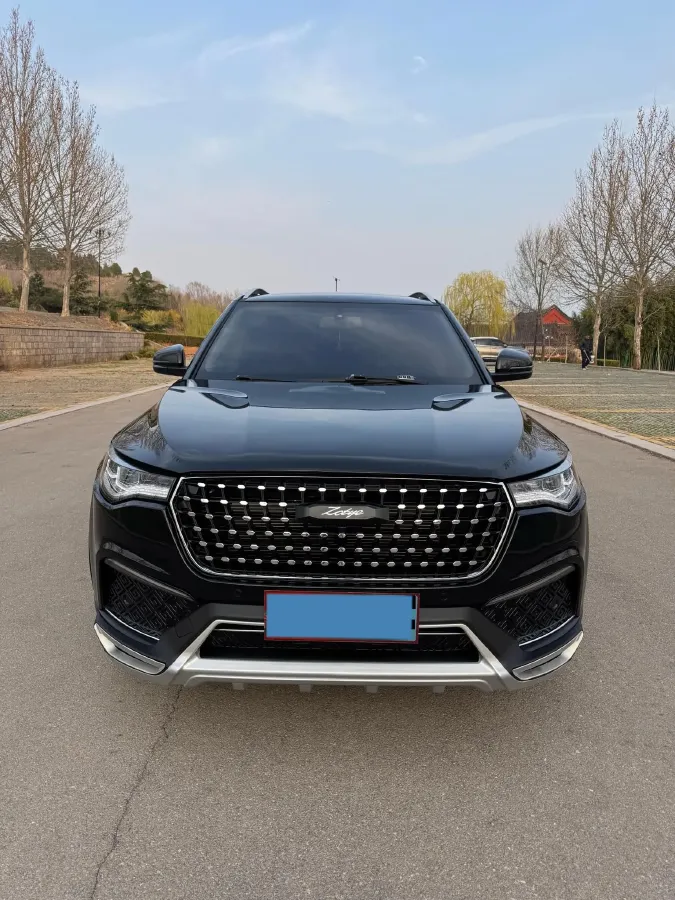 2017 Zotye T700 1.8T 177HP L4 6DCT,autocango,china used car exporter,china ev exporter,chinese used car exporter,chinese used ev exporter