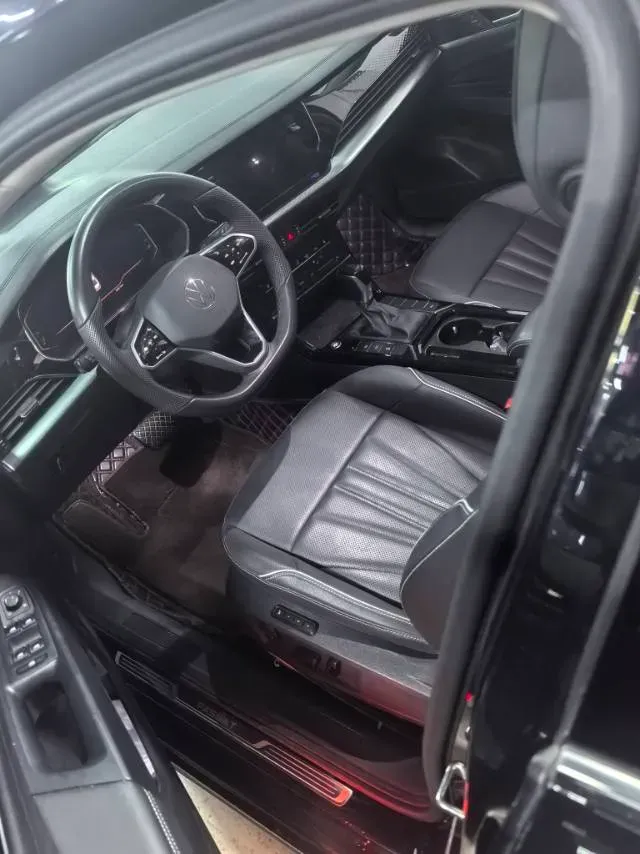 2024 Volkswagen Passat 2.0T 220HP L4 7DCT,autocango,china used car exporter,china ev exporter,chinese used car exporter,chinese used ev exporter