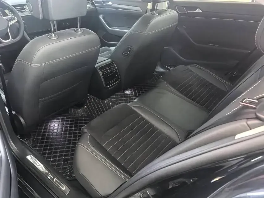 2020 Volkswagen Magotan 2.0T 186HP L4 7DCT,autocango,china used car exporter,china ev exporter,chinese used car exporter,chinese used ev exporter
