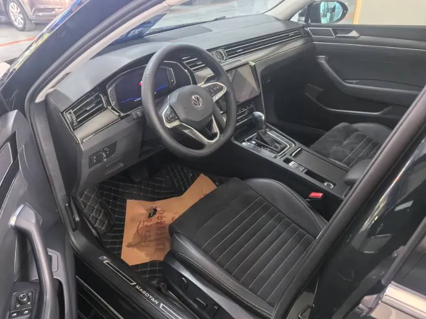 2020 Volkswagen Magotan 2.0T 186HP L4 7DCT,autocango,china used car exporter,china ev exporter,chinese used car exporter,chinese used ev exporter