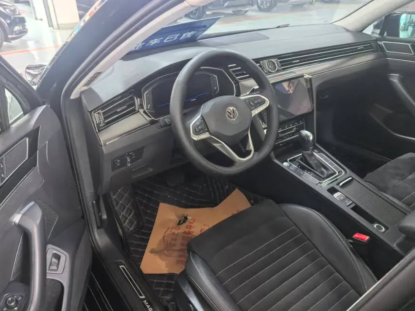 2020 Volkswagen Magotan 2.0T 186HP L4 7DCT,autocango,china used car exporter,china ev exporter,chinese used car exporter,chinese used ev exporter