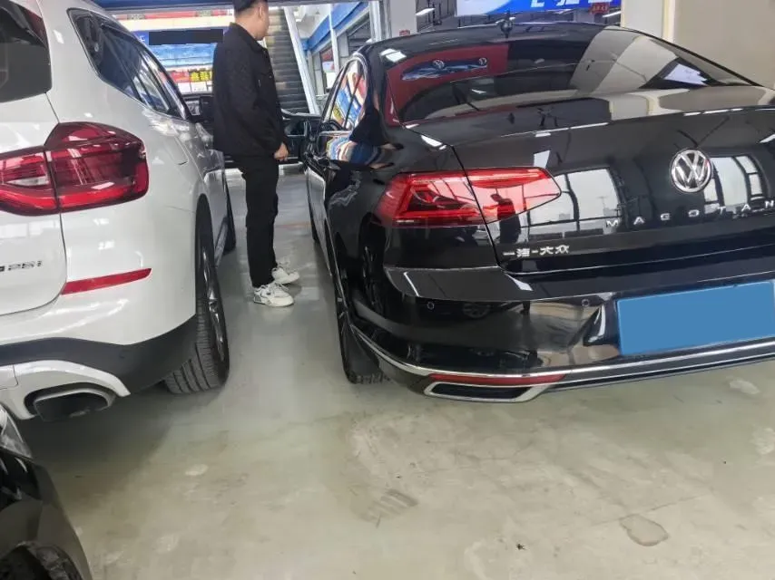 2020 Volkswagen Magotan 2.0T 186HP L4 7DCT,autocango,china used car exporter,china ev exporter,chinese used car exporter,chinese used ev exporter