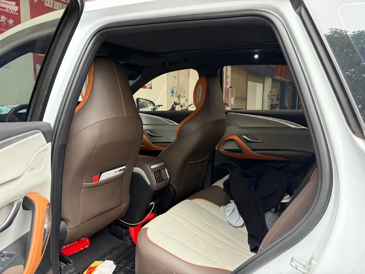 2022 Geely JiaJi 1.5T 177HP L3 7DCT PHEV 15.5KWH,autocango,china used car exporter,china ev exporter,chinese used car exporter,chinese used ev exporter