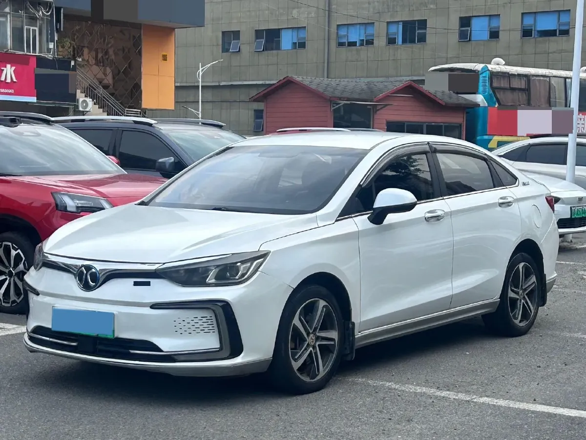 2018 BeiJing Auto EU5 BEV 53.66KWH,autocango,china used car exporter,china ev exporter,chinese used car exporter,chinese used ev exporter
