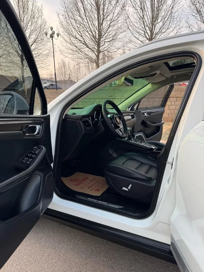 2017 Zotye SR9 2.0T 190HP L4 6DCT,autocango,china used car exporter,china ev exporter,chinese used car exporter,chinese used ev exporter