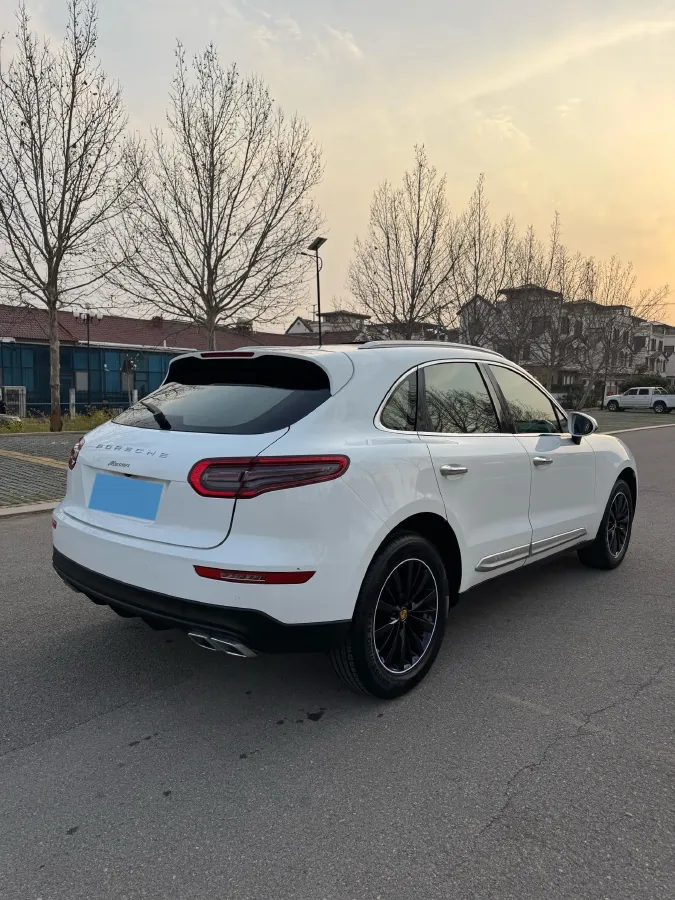 2017 Zotye SR9 2.0T 190HP L4 6DCT,autocango,china used car exporter,china ev exporter,chinese used car exporter,chinese used ev exporter