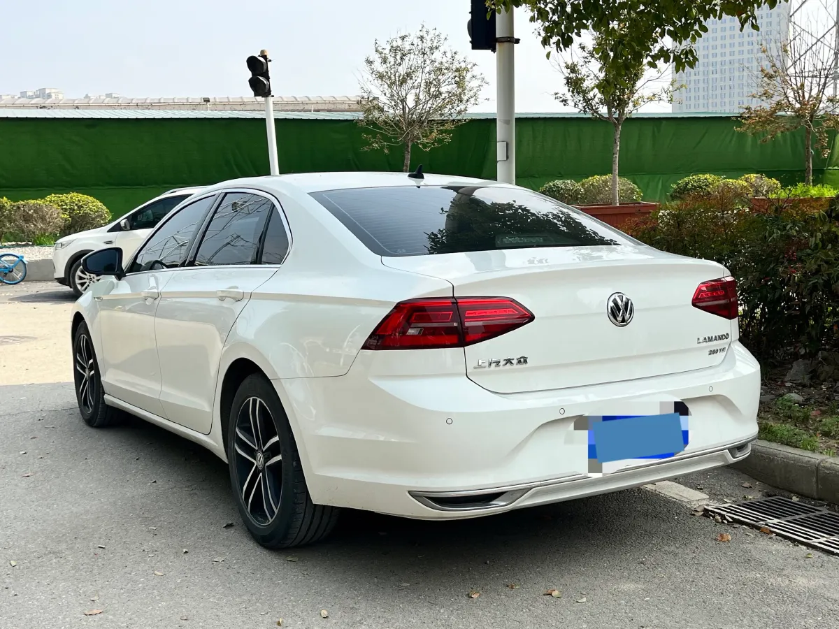 2019 Volkswagen Passat 1.4T 150HP L4 7DCT,autocango,china used car exporter,china ev exporter,chinese used car exporter,chinese used ev exporter