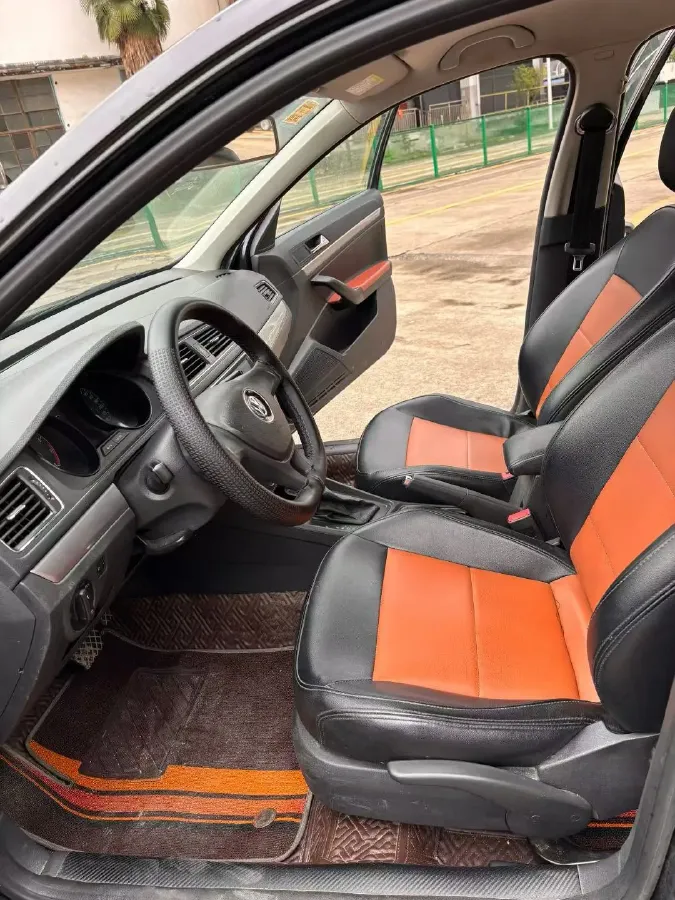 2017 Volkswagen Lavida 1.6L 110HP L4 6AT,autocango,china used car exporter,china ev exporter,chinese used car exporter,chinese used ev exporter